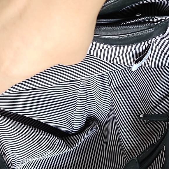 Nine west 🖤 floral applique purse - Picture 8 of 11